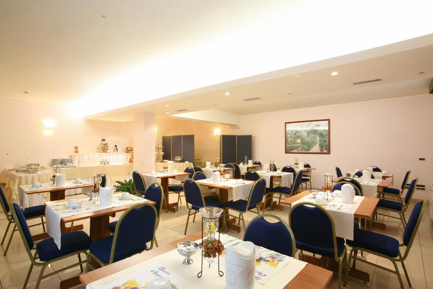 Hotel Levante Фосачезия Екстериор снимка