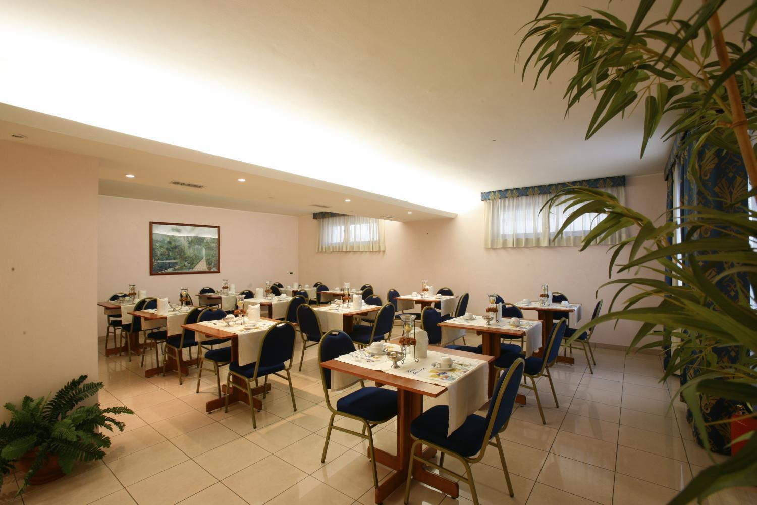 Hotel Levante Фосачезия Екстериор снимка